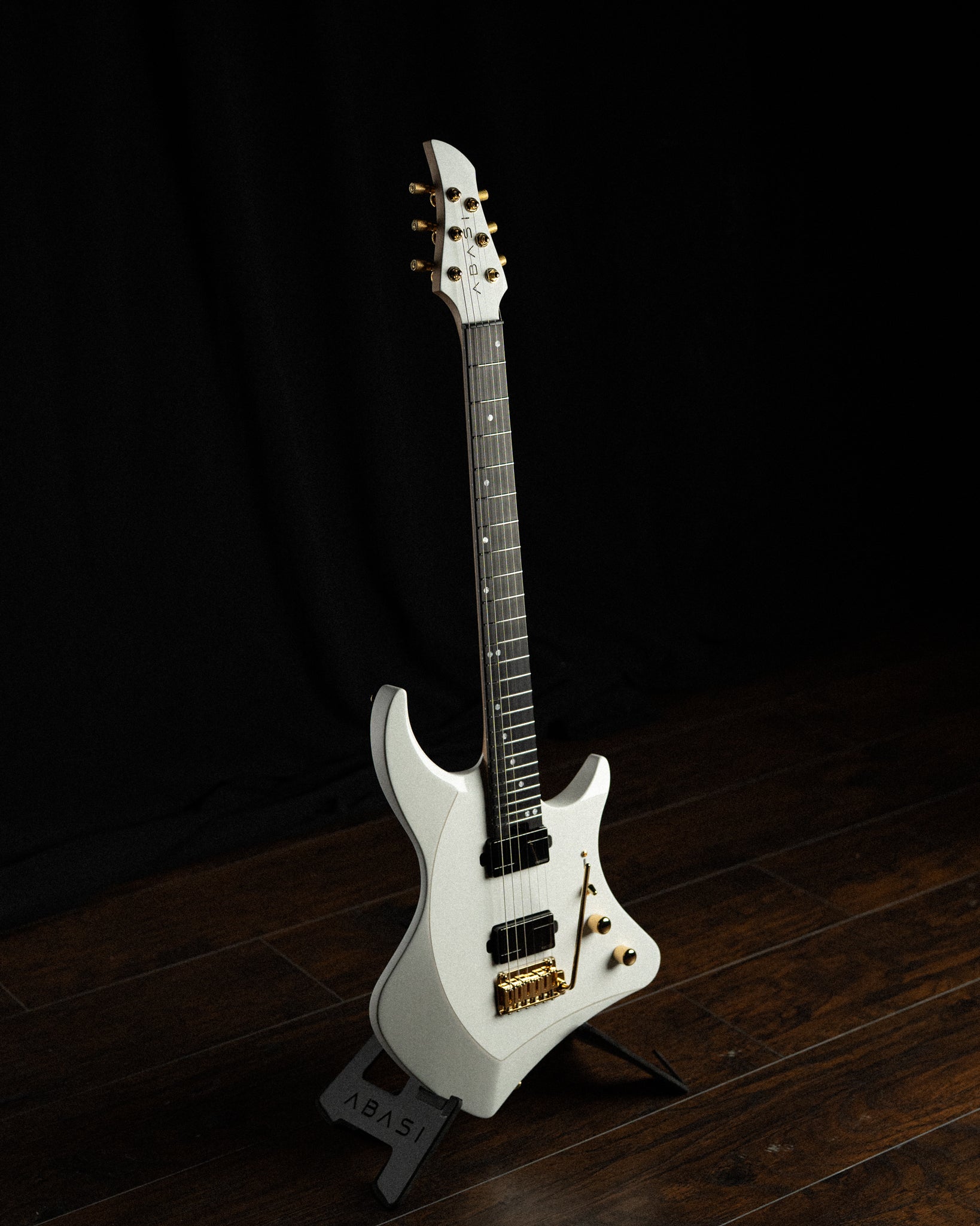 ĒMI 6 // MASTER SERIES // Tundra