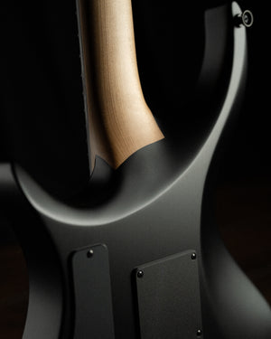 ĒMI 6 // MASTER SERIES // Black