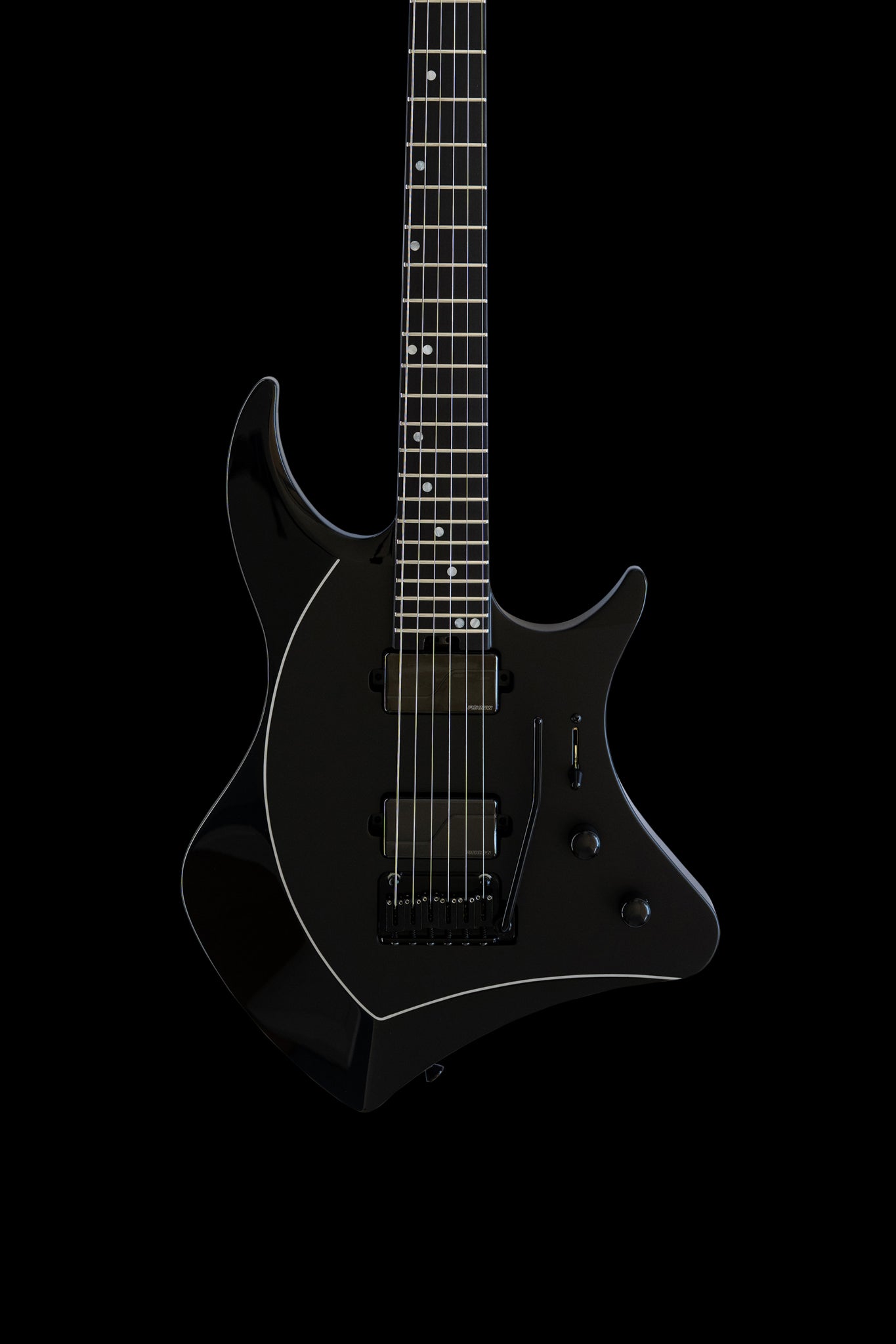 ĒMI 6 // MASTER SERIES // Black