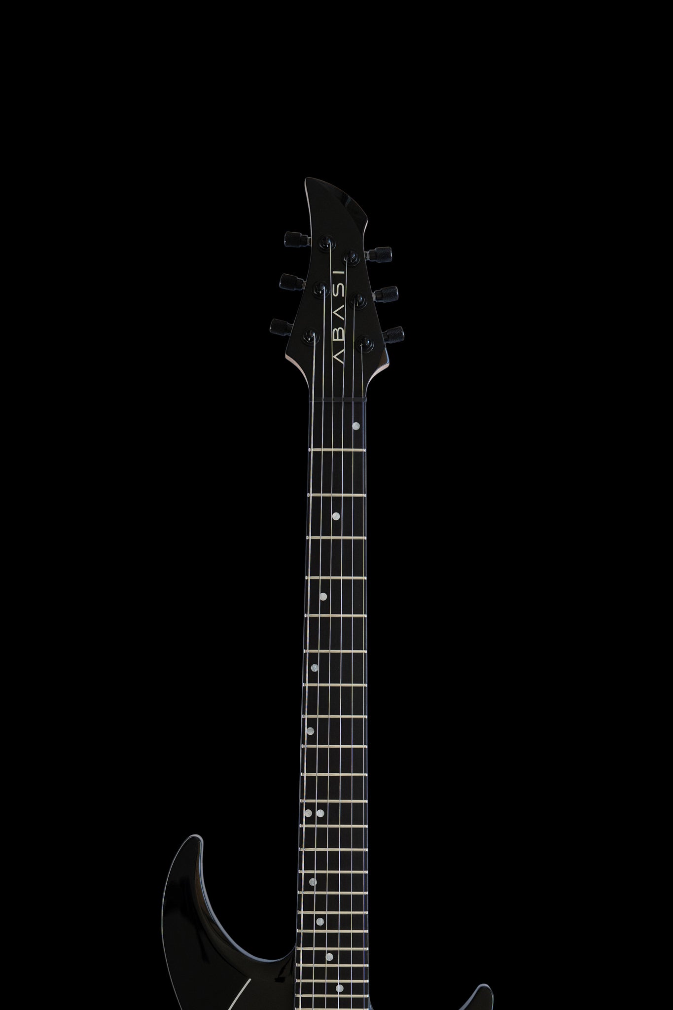 ĒMI 6 // MASTER SERIES // Black