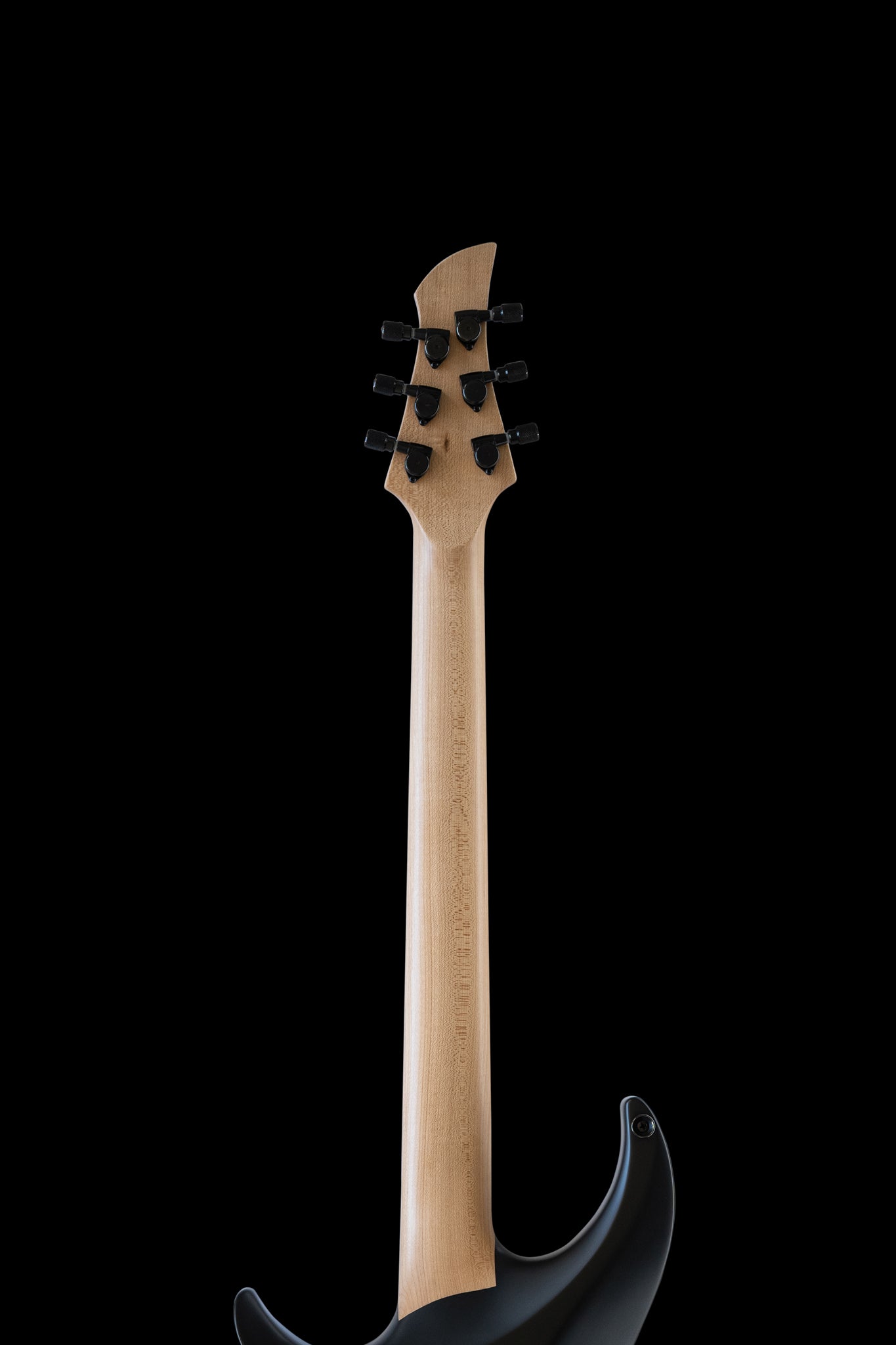 ĒMI 6 // MASTER SERIES // Black