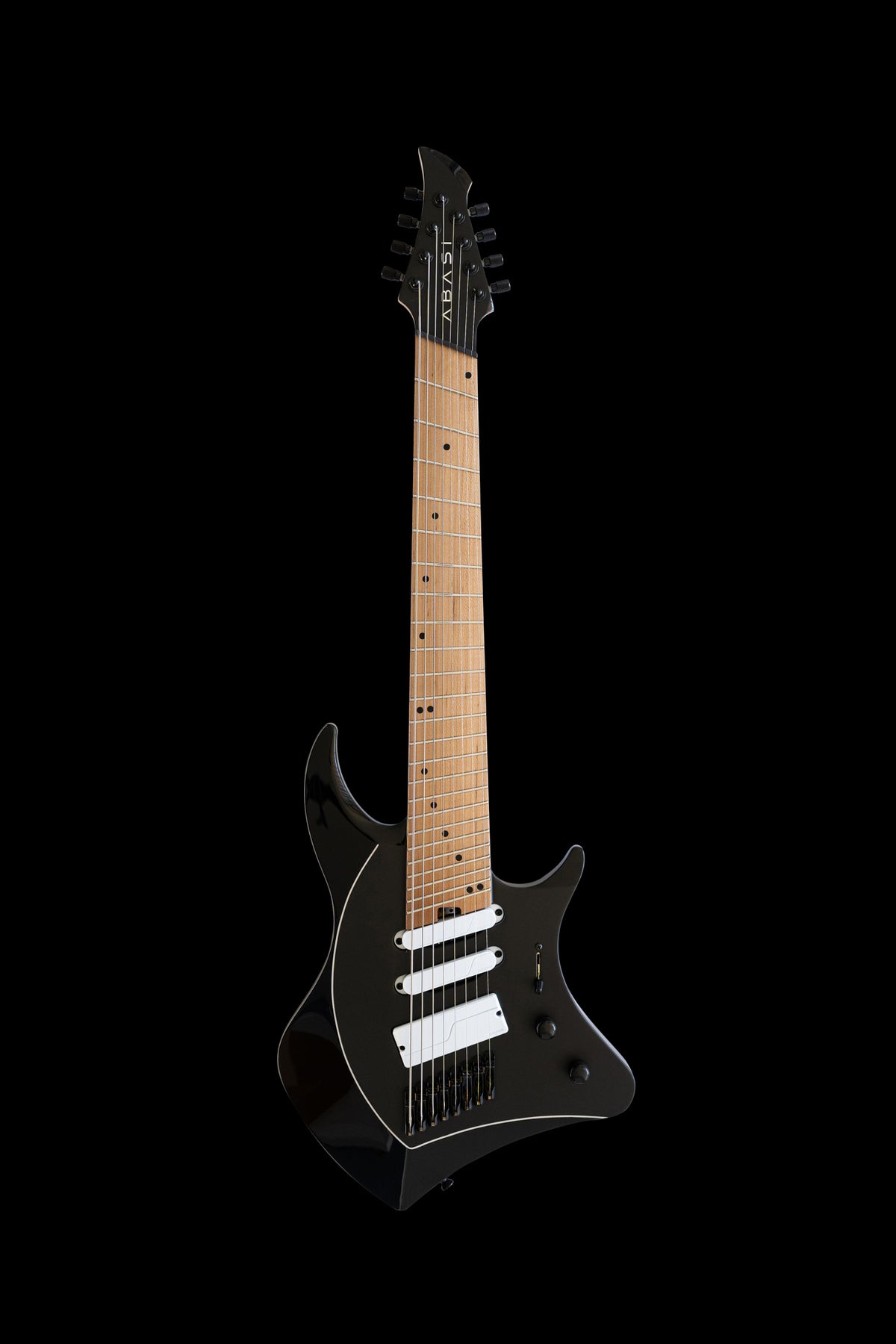 ĒMI 8 // MASTER SERIES // Tuxedo Black