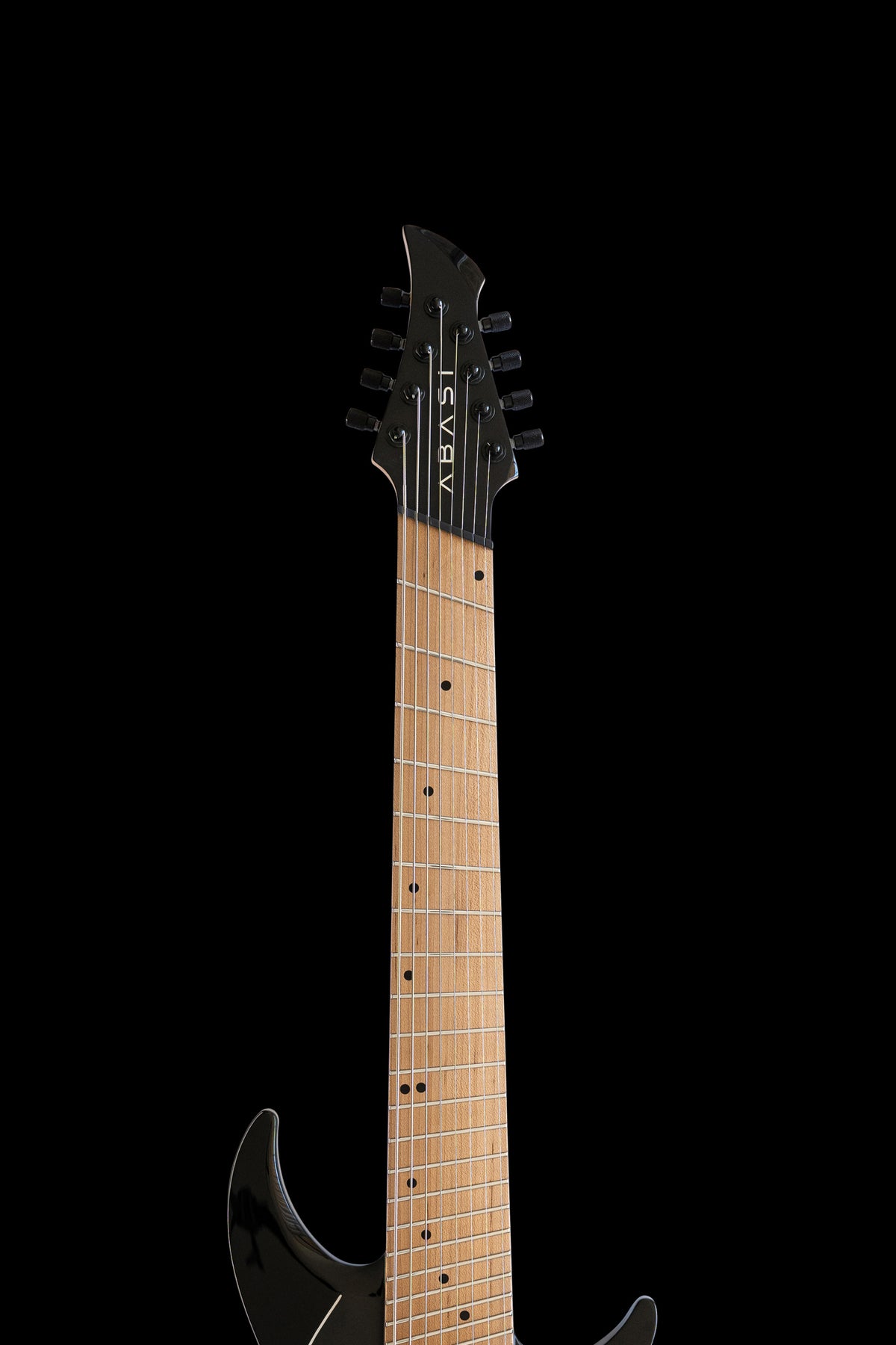 ĒMI 8 // MASTER SERIES // Tuxedo Black