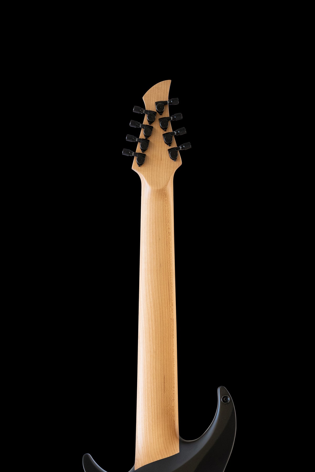 ĒMI 8 // MASTER SERIES // Tuxedo Black