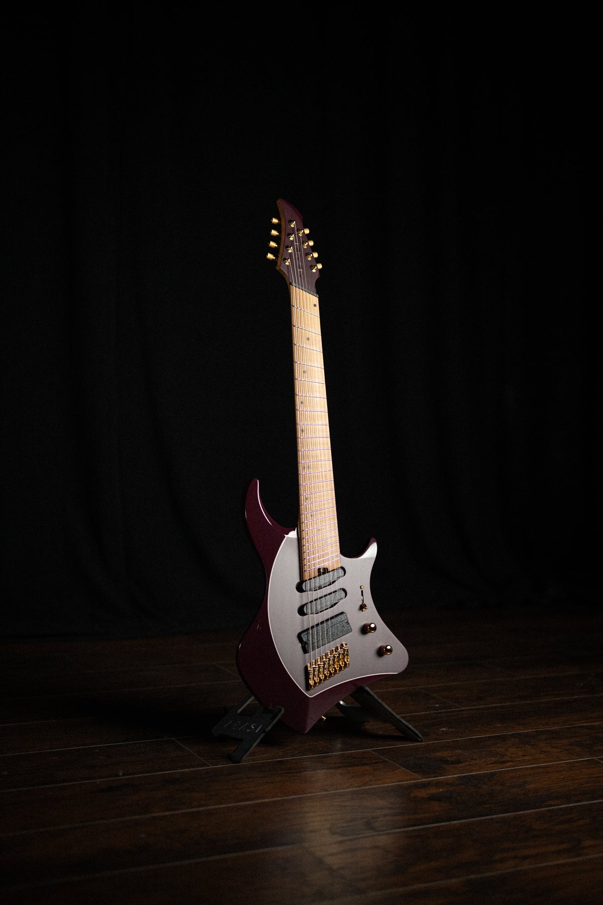 ĒMI 8 // MASTER SERIES // Aubergine