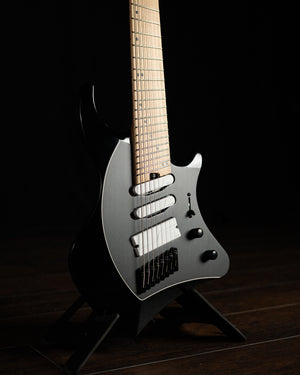 ĒMI 8 // MASTER SERIES // Tuxedo Black