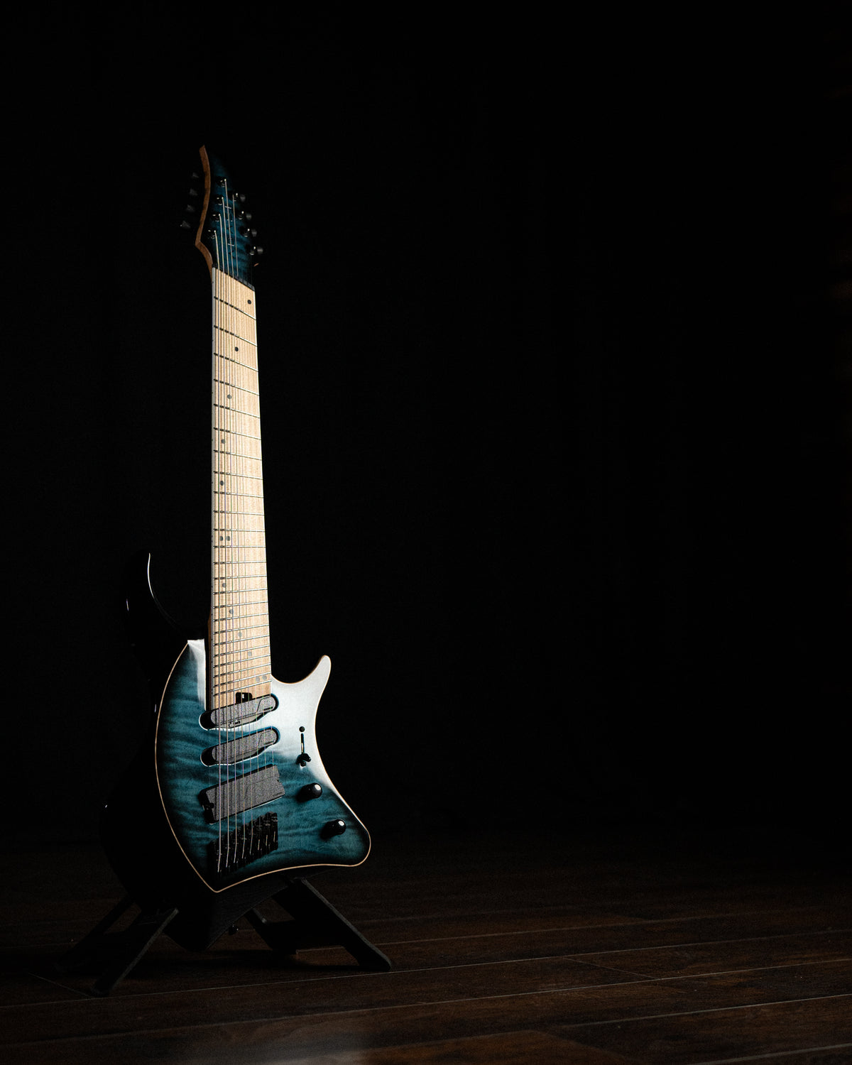 ĒMI 8 // CUSTOM // SEABURST