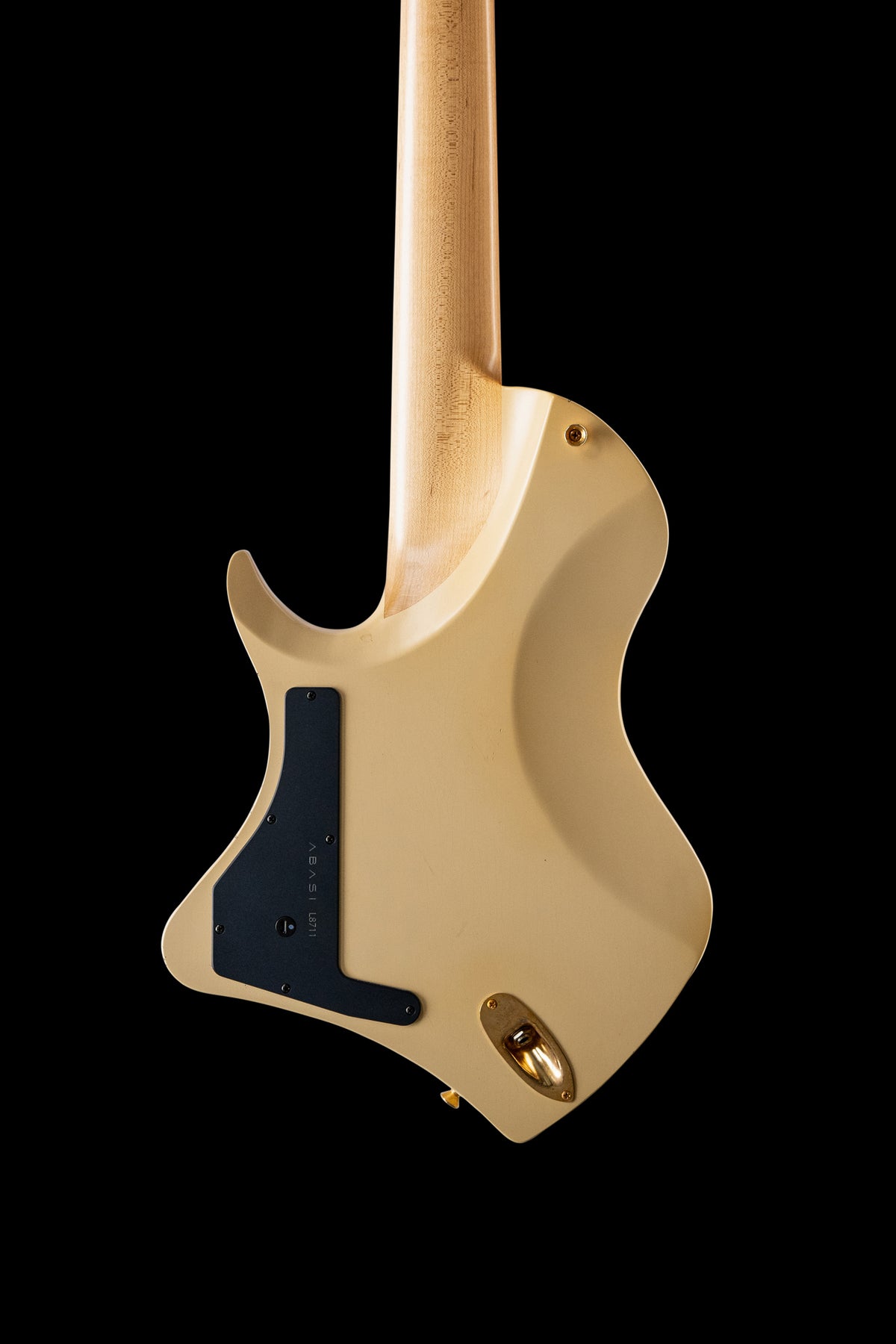 LARADA 8 // Master Series // Latte Relic