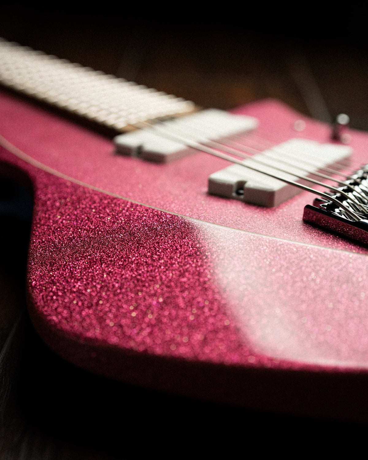 LARADA 8 // Master Series // Rubystone Flake