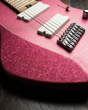 LARADA 8 // Master Series // Rubystone Flake