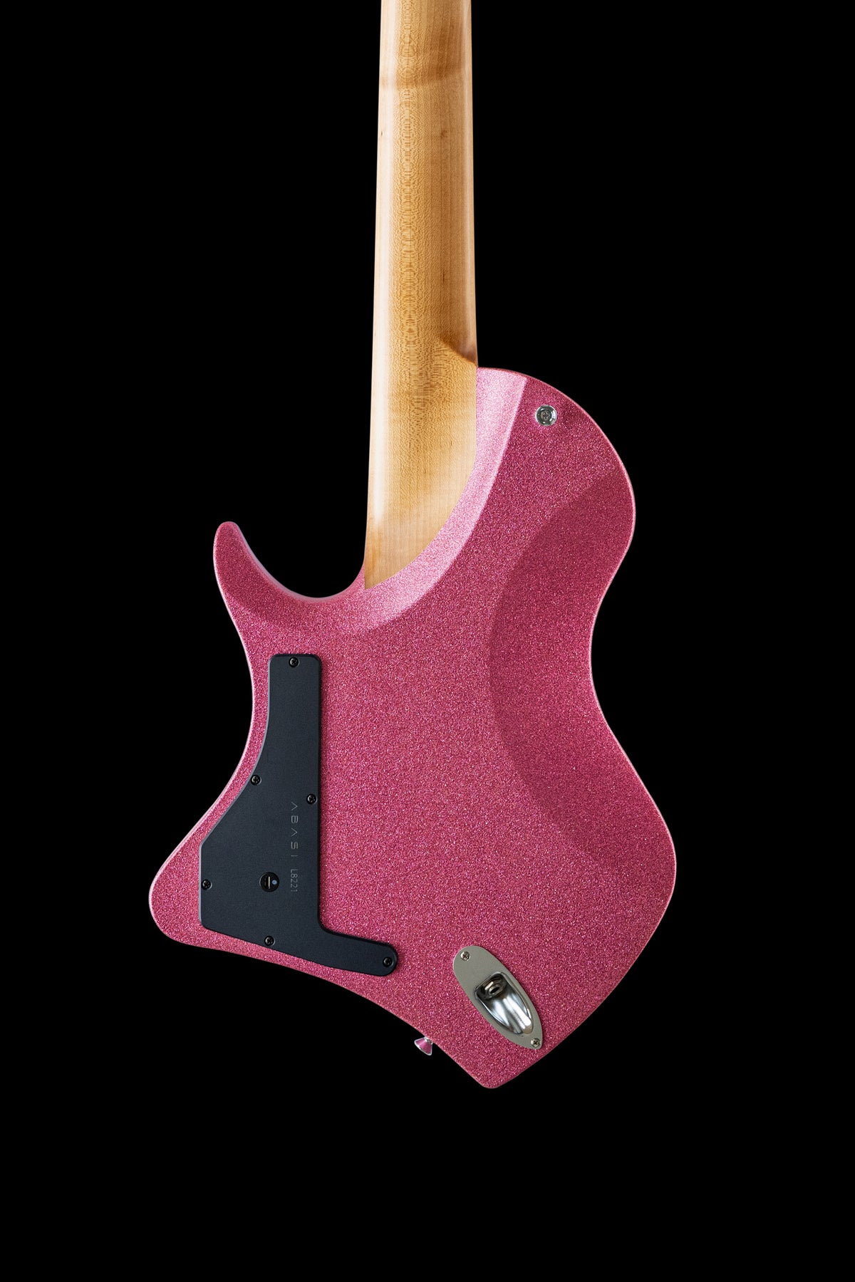 LARADA 8 // Master Series // Rubystone Flake