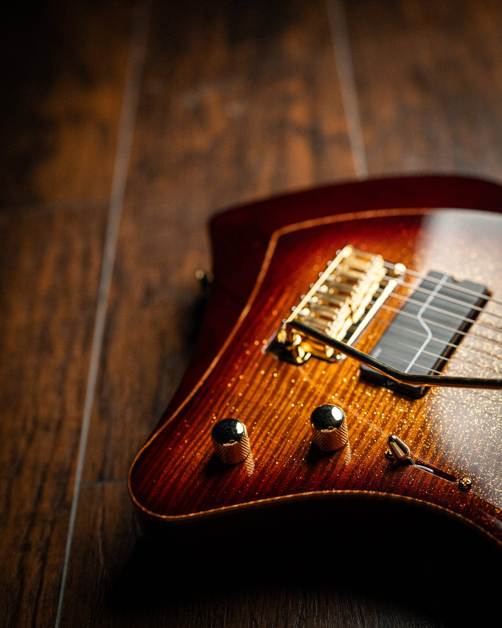 ĒMI 7 // CUSTOM // Autumnburst Goldleaf [Ebony FB]