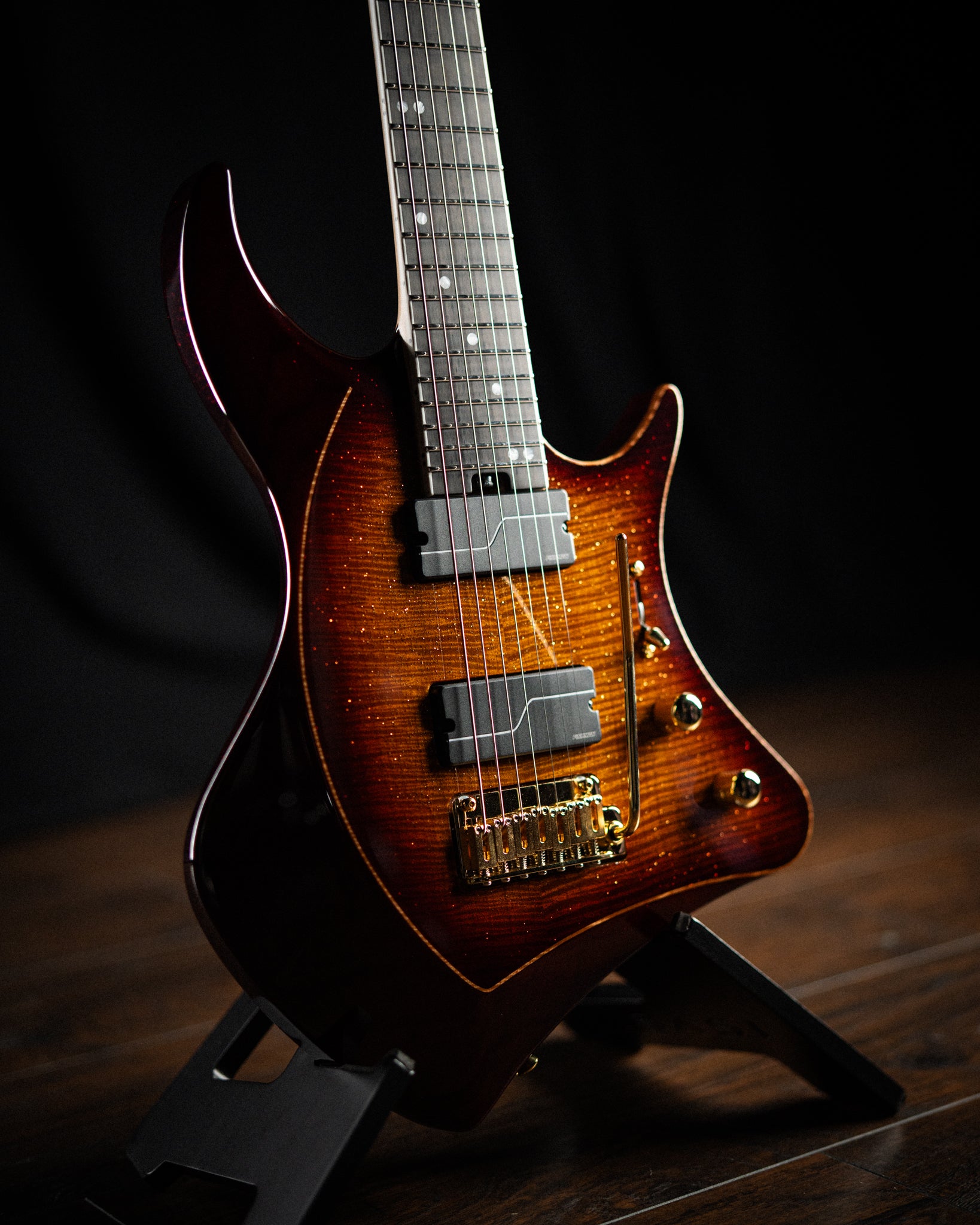 ĒMI 7 // CUSTOM // Autumnburst Goldleaf [Ebony FB]