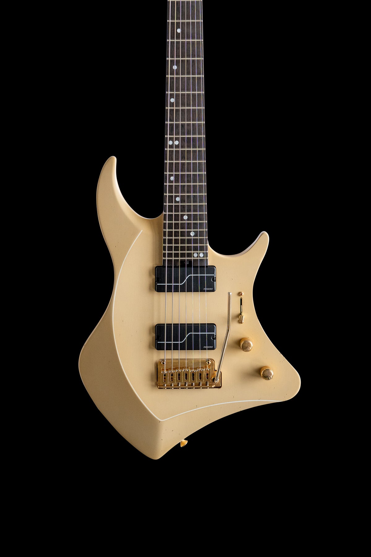 ĒMI 7 // MASTER SERIES // Latte Relic