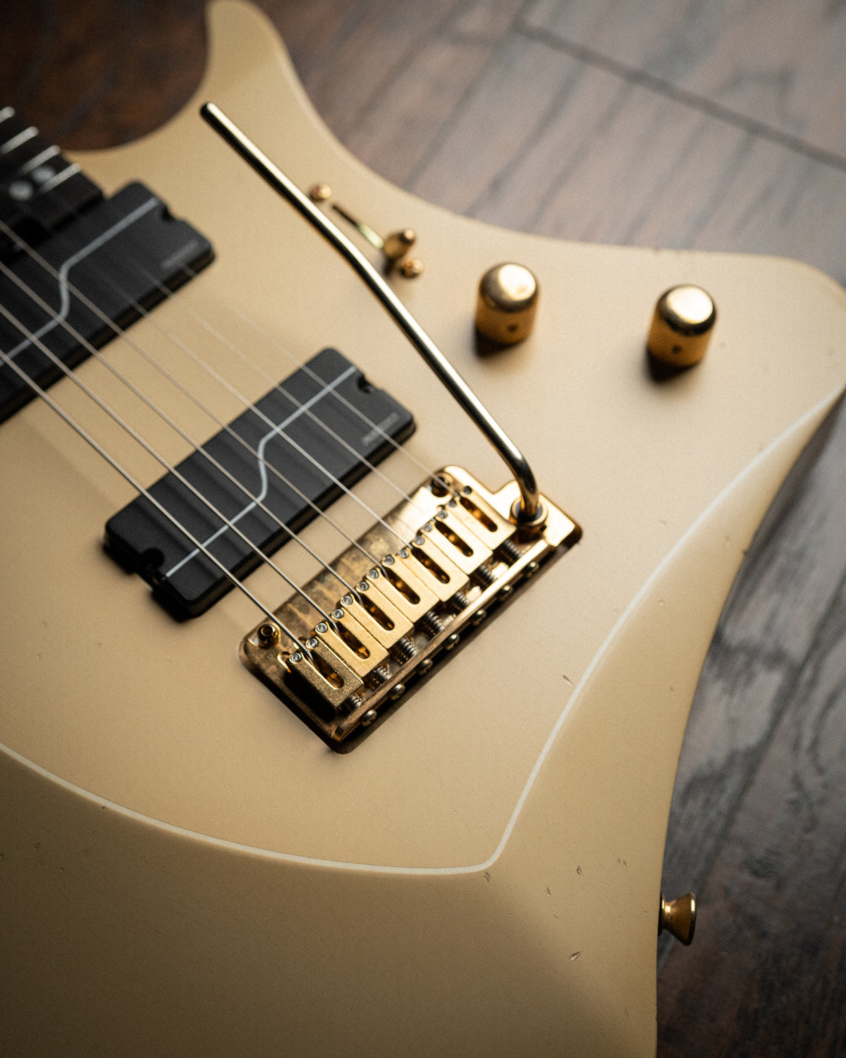 ĒMI 7 // MASTER SERIES // Latte Relic