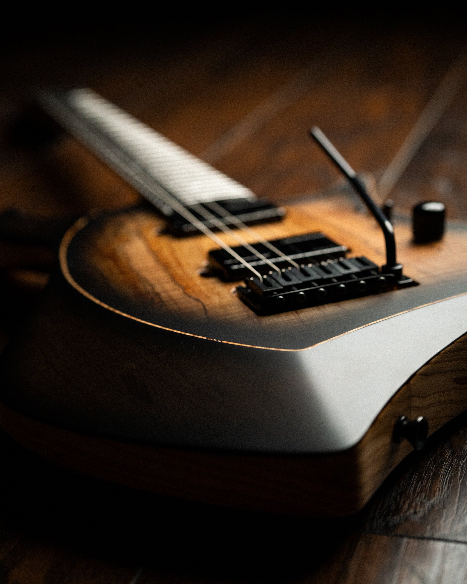 ĒMI 6 // CUSTOM // Spalted Blackburst [Ebony FB]