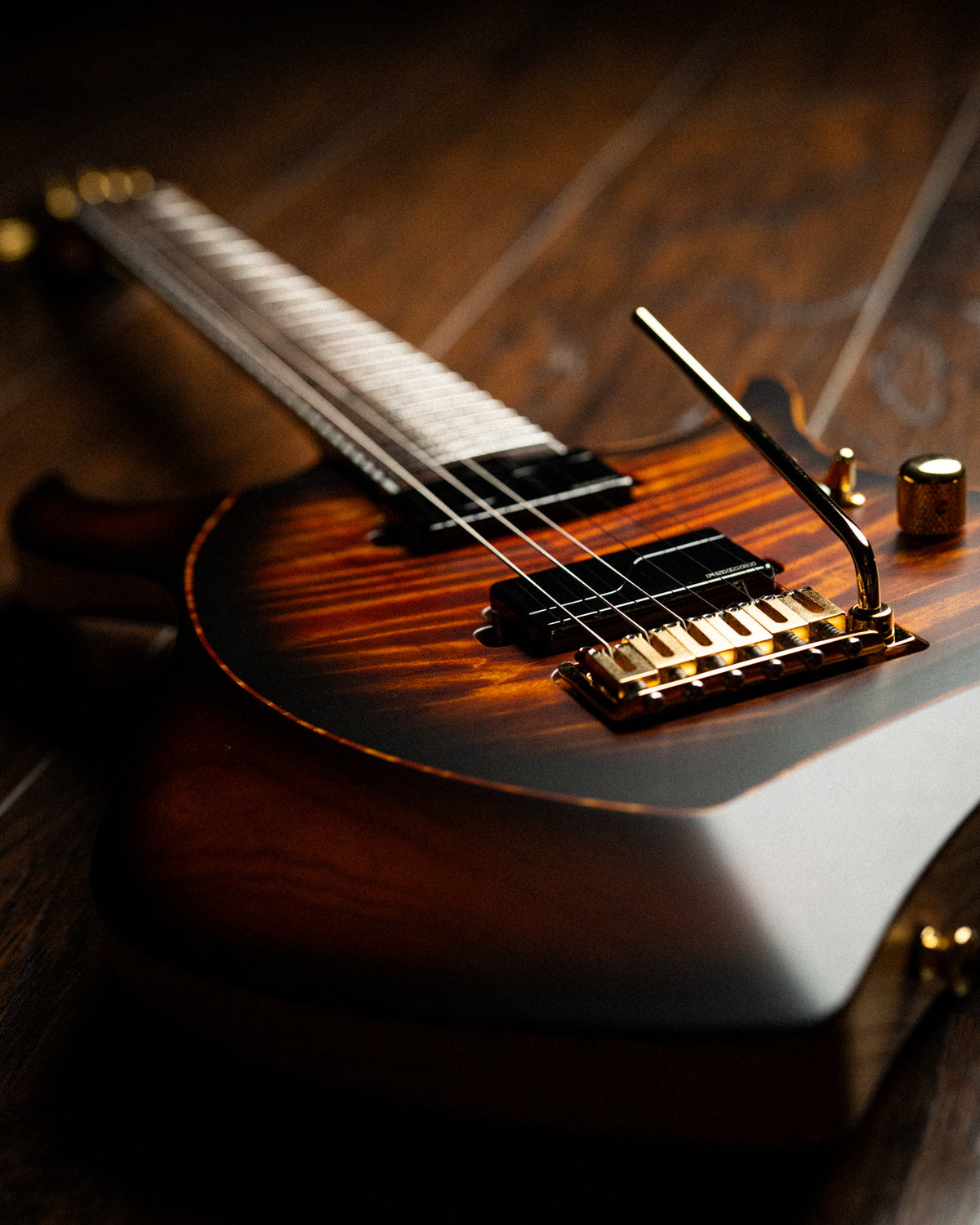 ĒMI 6 // CUSTOM // Redwood [Maple FB]