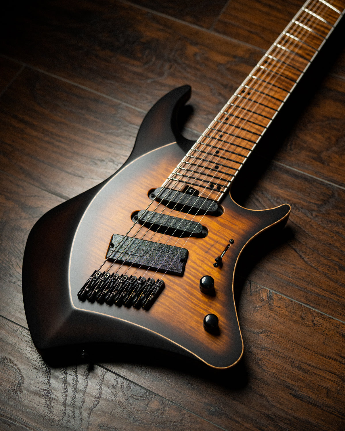 ĒMI 8 // CUSTOM // Violinburst