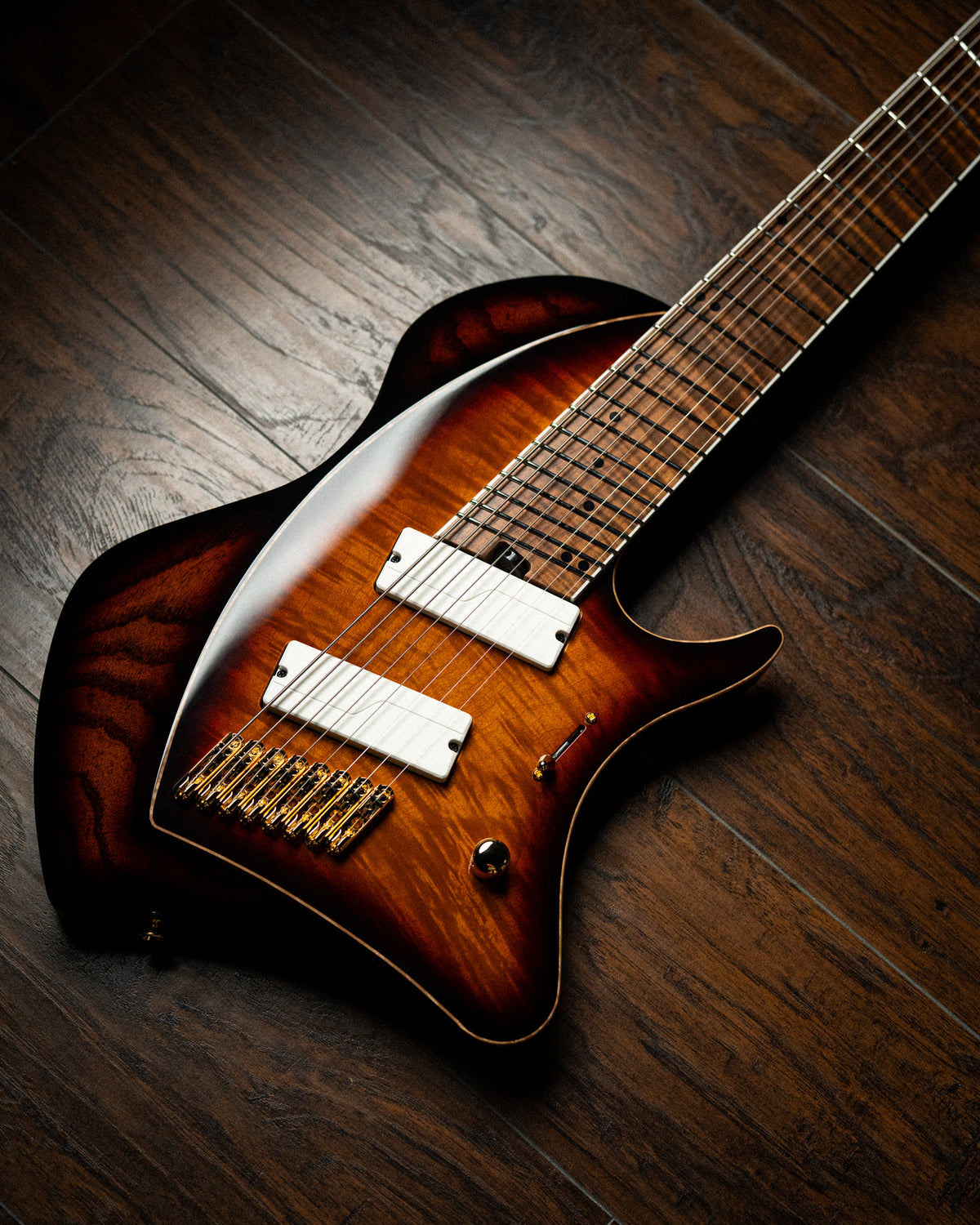 LARADA 8 // Custom // Amberburst