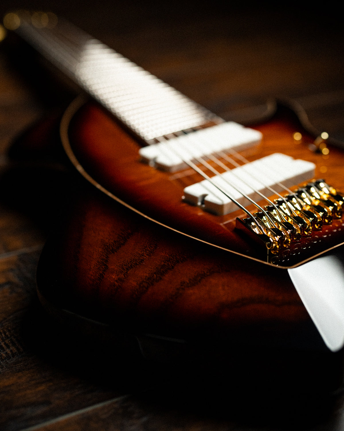 LARADA 8 // Custom // Amberburst