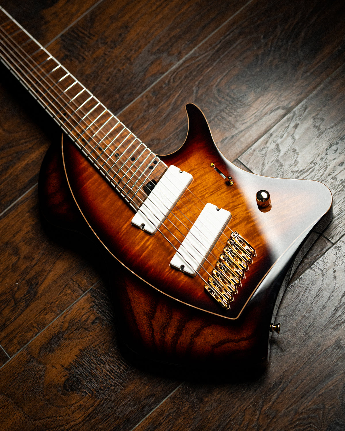 LARADA 8 // Custom // Amberburst
