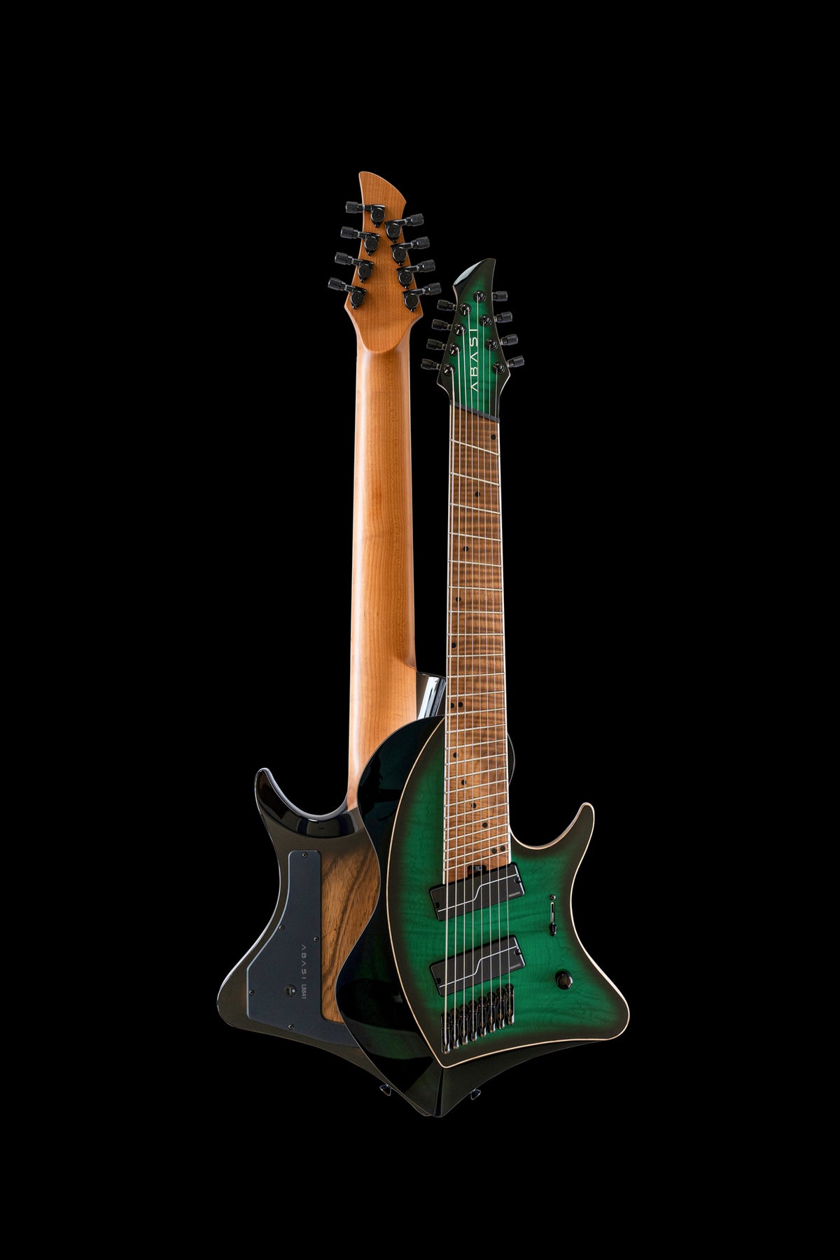LARADA 8 // Custom // Emeraldburst