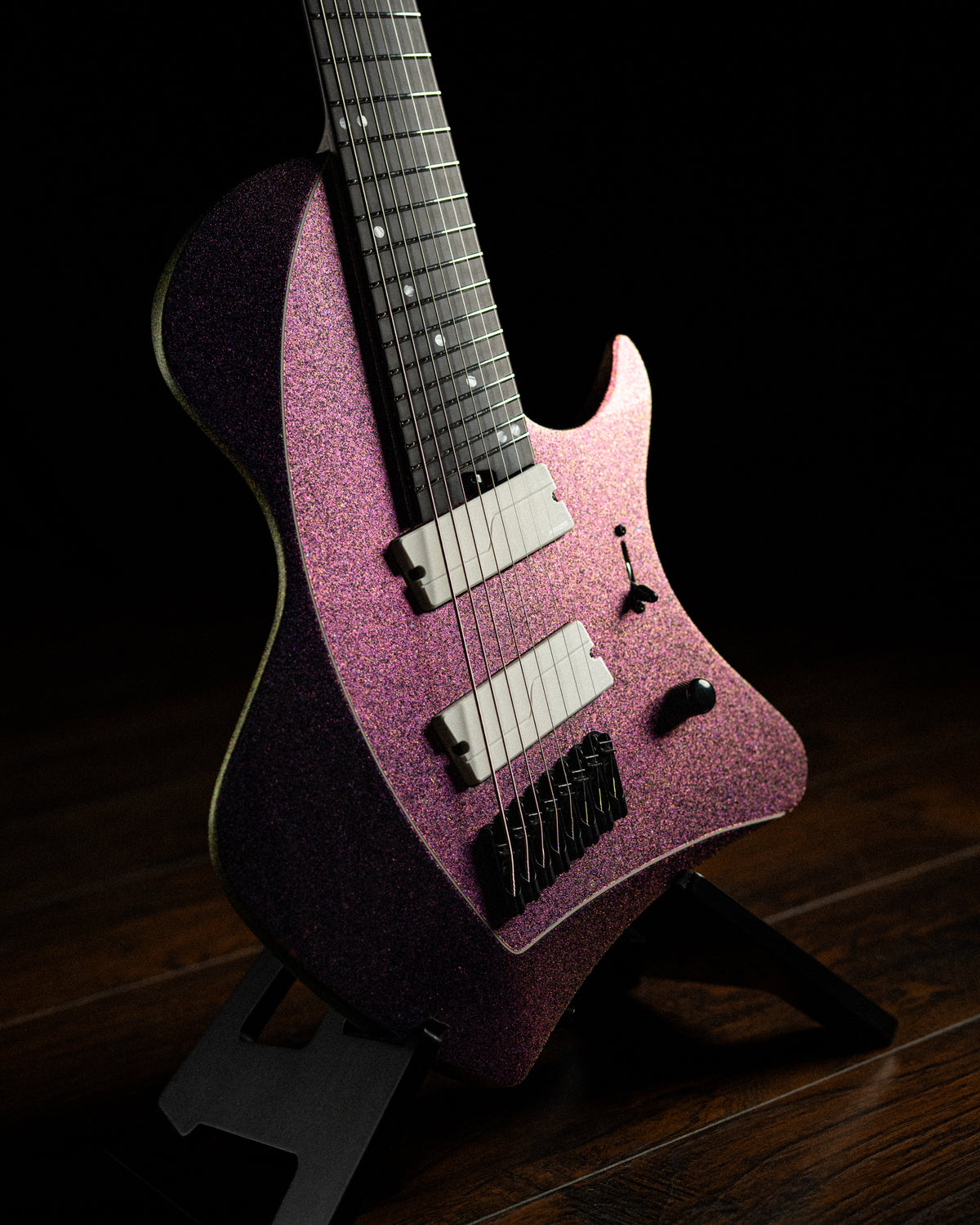 LARADA 8 // Master Series // Amethyst Shift