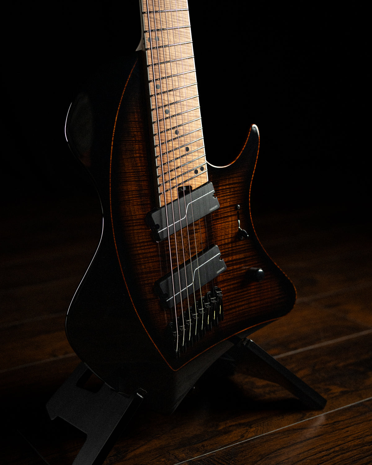 LARADA 8 // Custom // Lunaburst