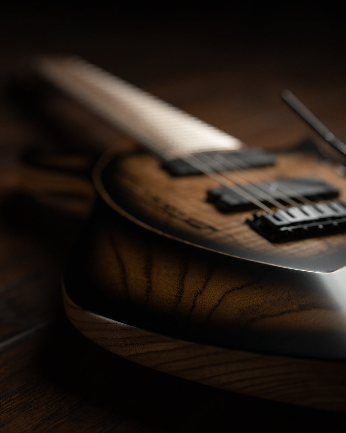 ĒMI 7 // CUSTOM // Spalted Blackburst