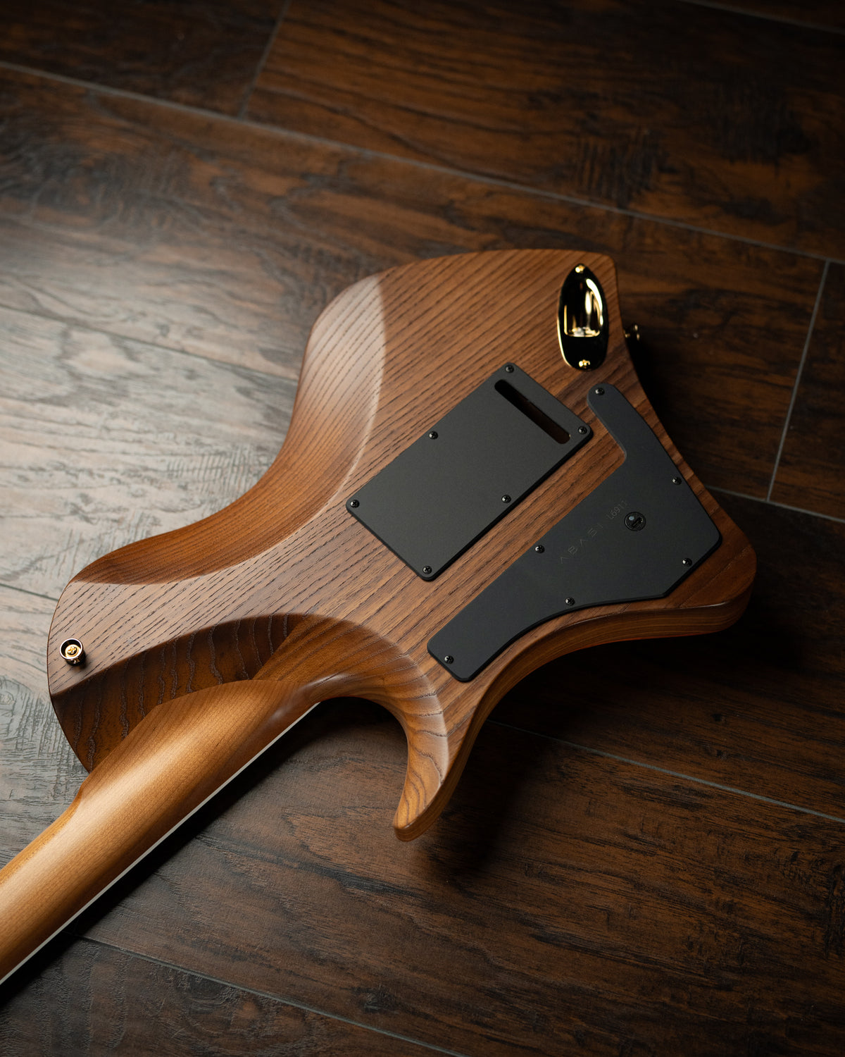 LARADA 6 // Custom // Redwood