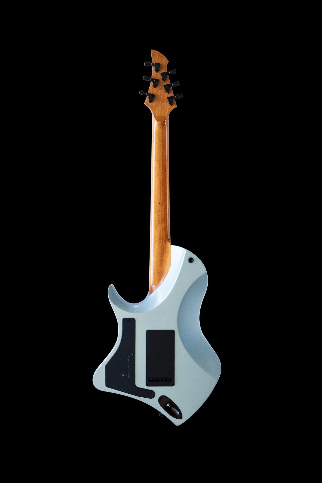 LARADA 6 // Master Series // Frost