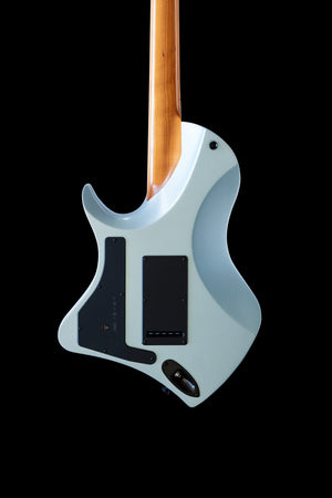 LARADA 6 // Master Series // Frost