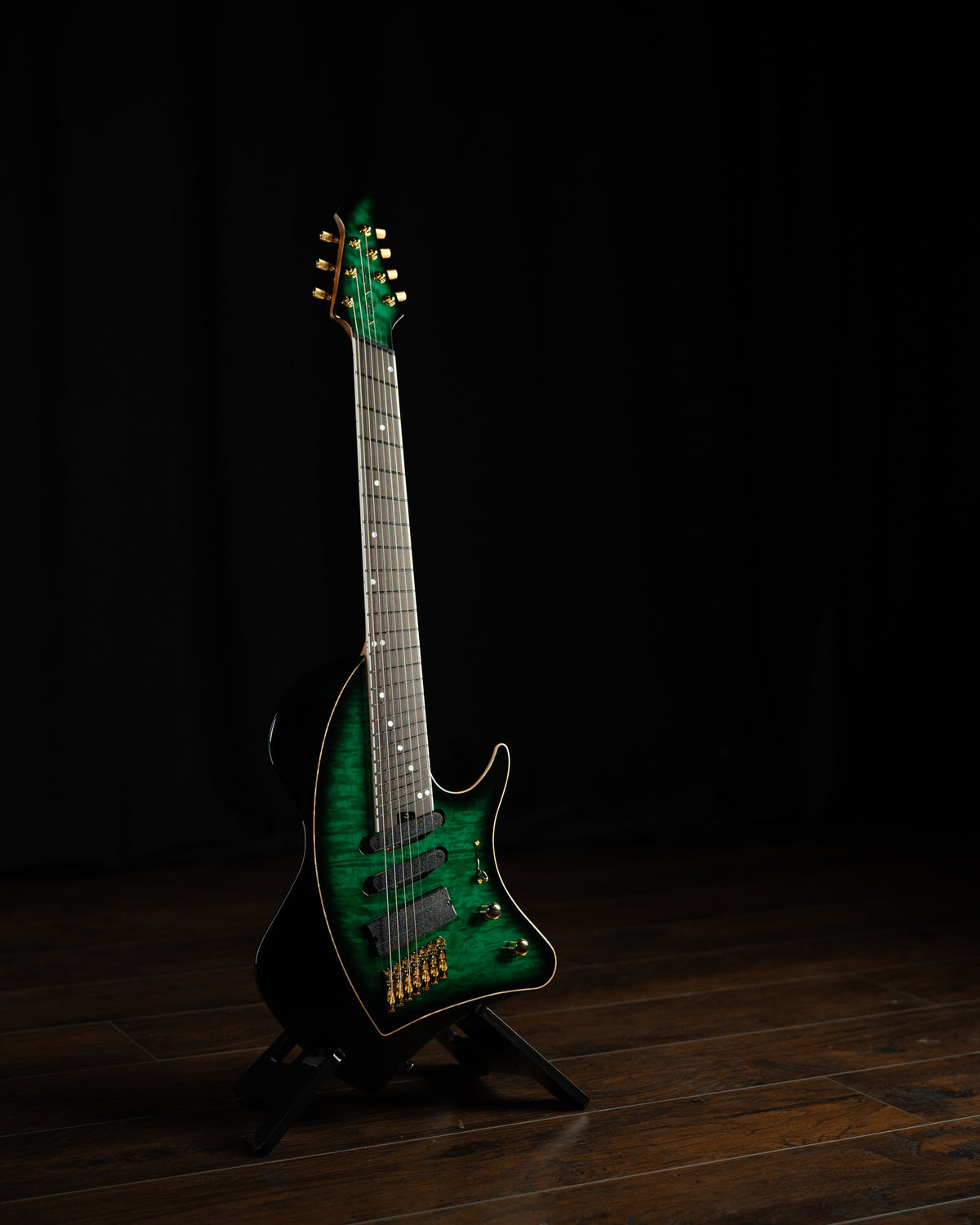LARADA 7 // Custom // Emeraldburst [Ebony FB]