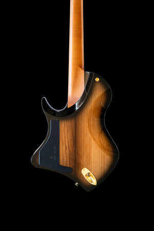 LARADA 7 // Custom // Emeraldburst