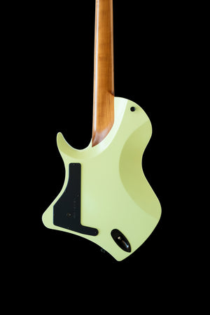 LARADA 7 // Master Series // Mint