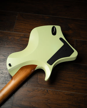 LARADA 7 // Master Series // Mint