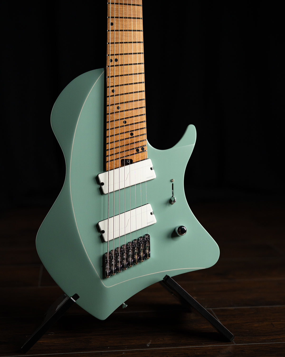LARADA 8 // Master Series // Sage