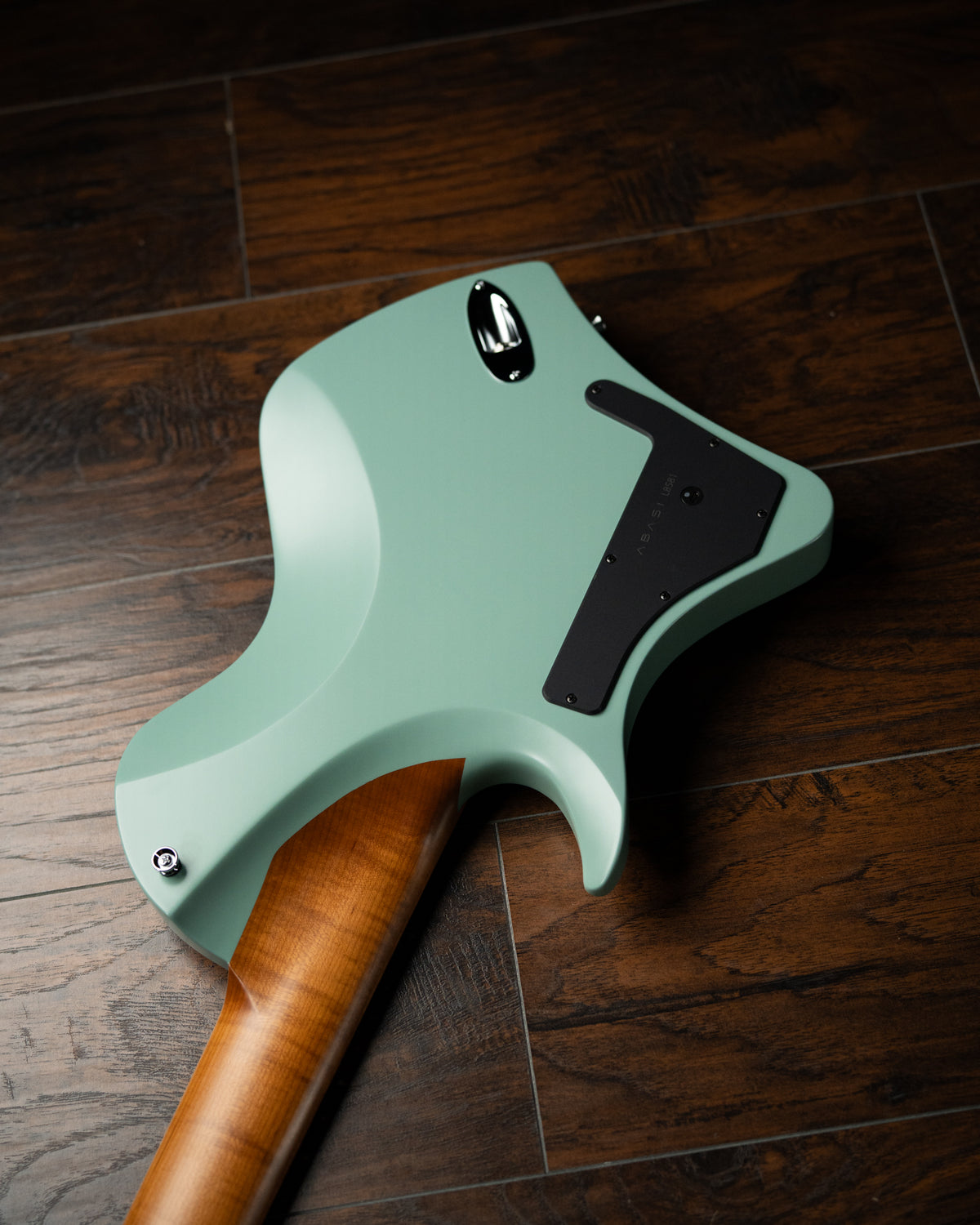 LARADA 8 // Master Series // Sage