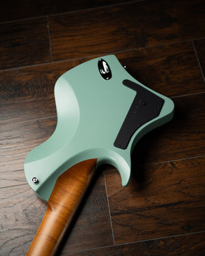 LARADA 8 // Master Series // Sage