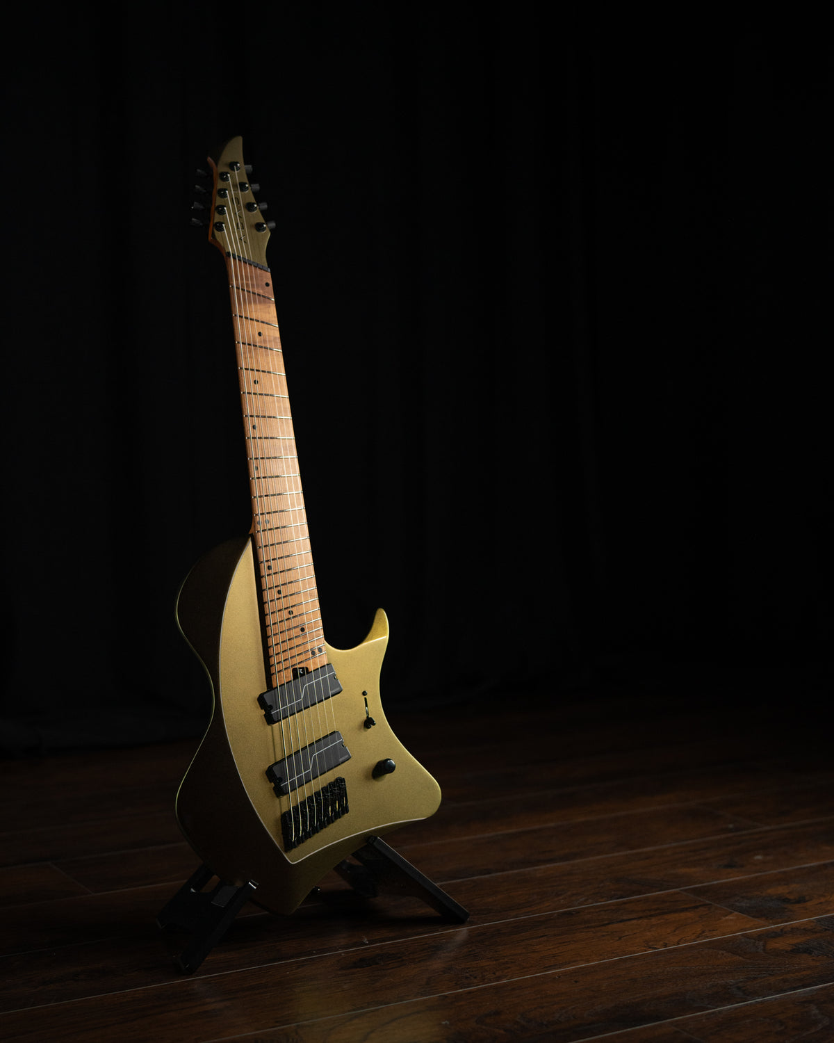 LARADA 8 // Master Series // Solstice
