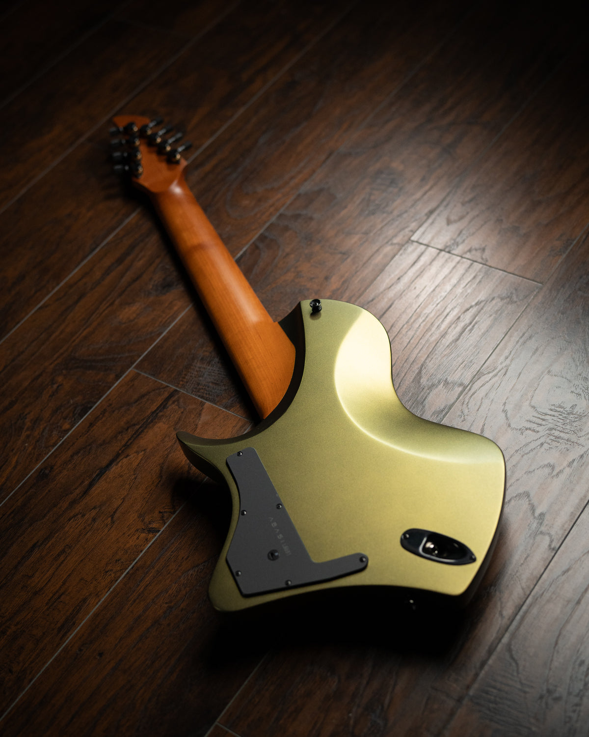 LARADA 8 // Master Series // Solstice