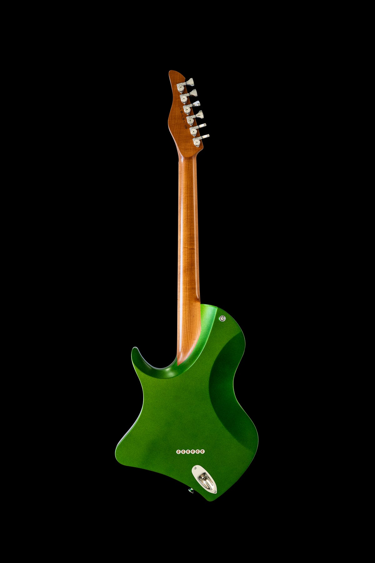 SPACE T // Modern // Emerald