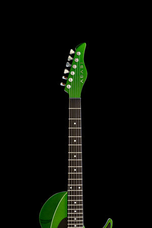 SPACE T // Modern // Emerald