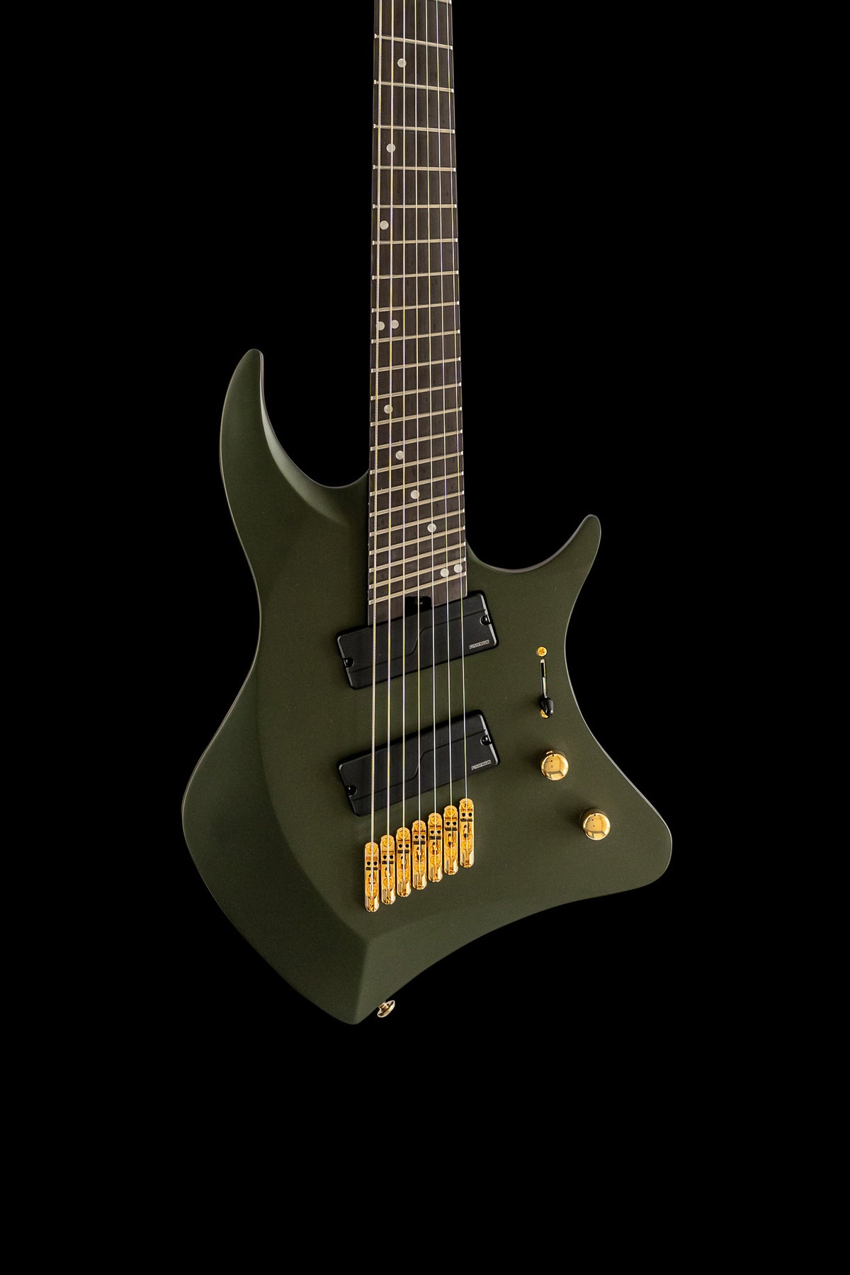 ēmi 7 // Legion // Bell Garden Green