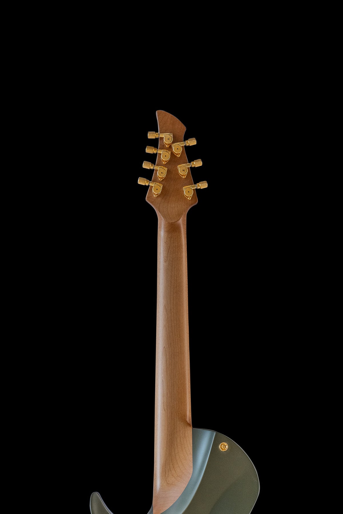 LARADA 7 // Master Series // Bell Garden Green