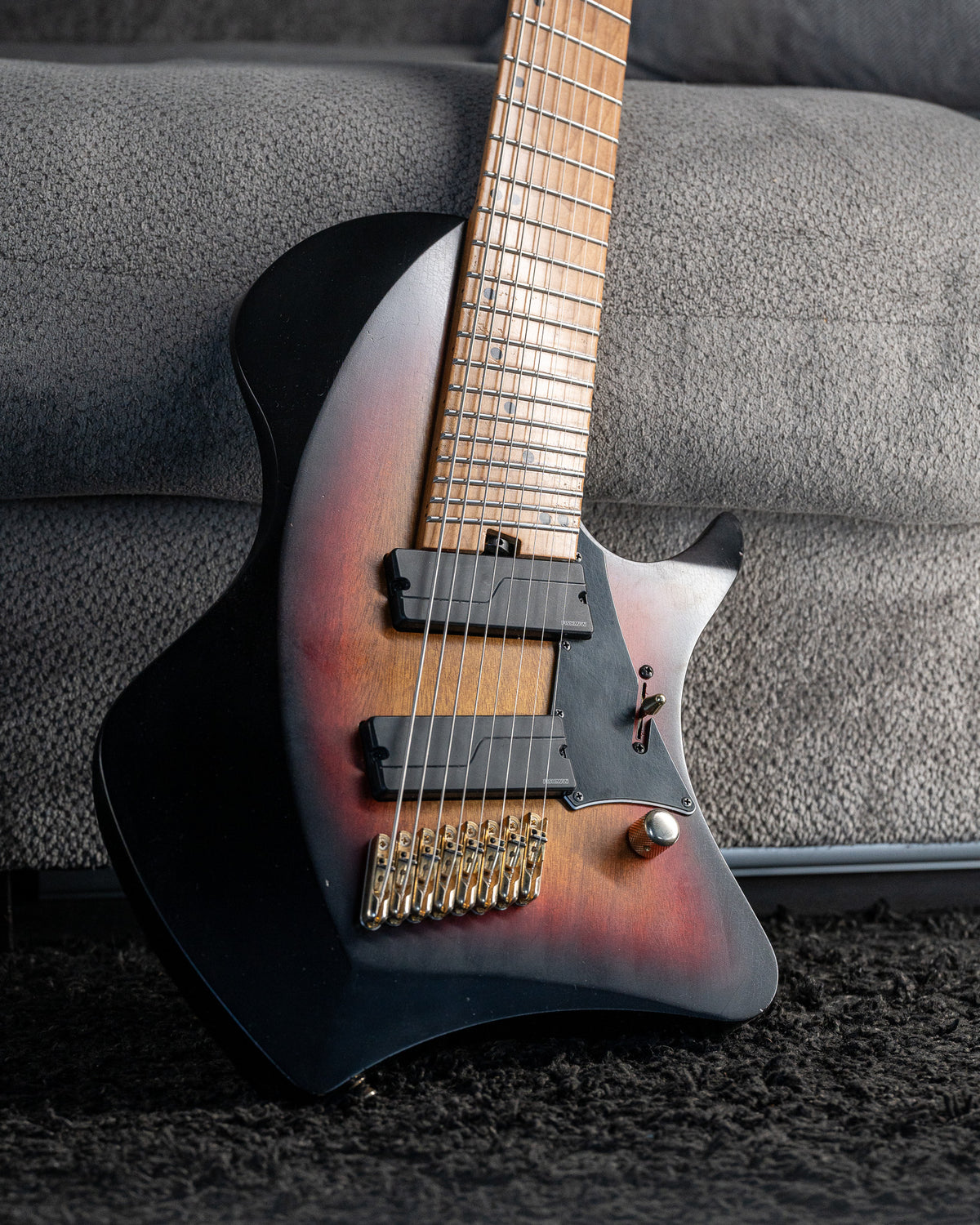 LARADA 8 Classic // Master Series // Triburst [Relic]