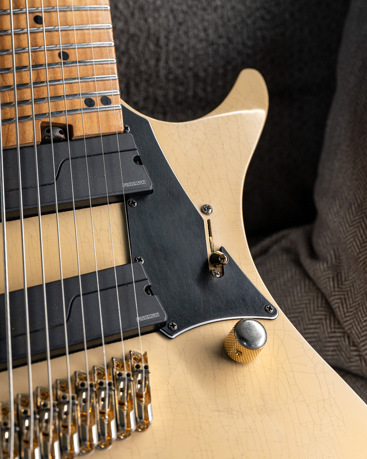 LARADA 8 Classic // Master Series // Latte [Relic]