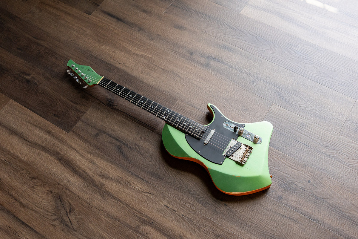 LARADA SPACE T // Emerald [Relic]