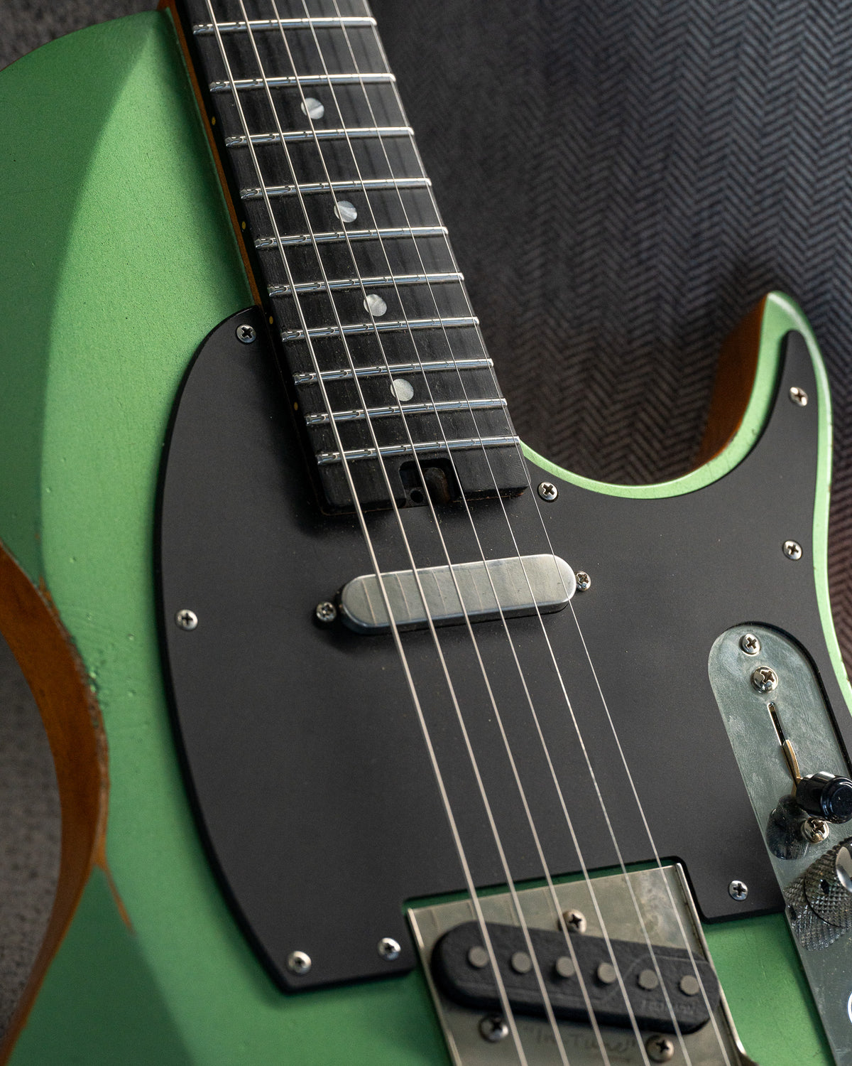 LARADA SPACE T // Emerald [Relic]