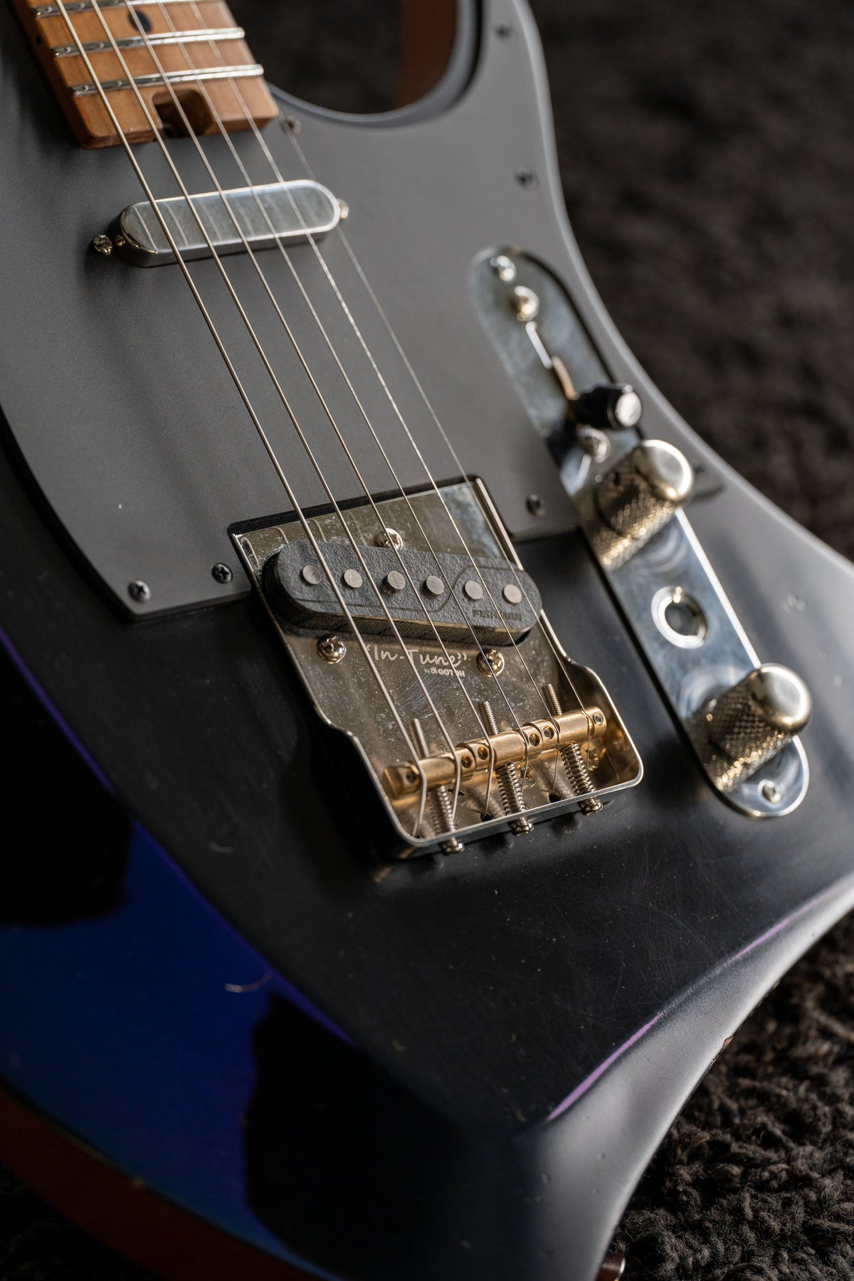 LARADA SPACE T // Black over Mystic Dream [2-Stage Relic]